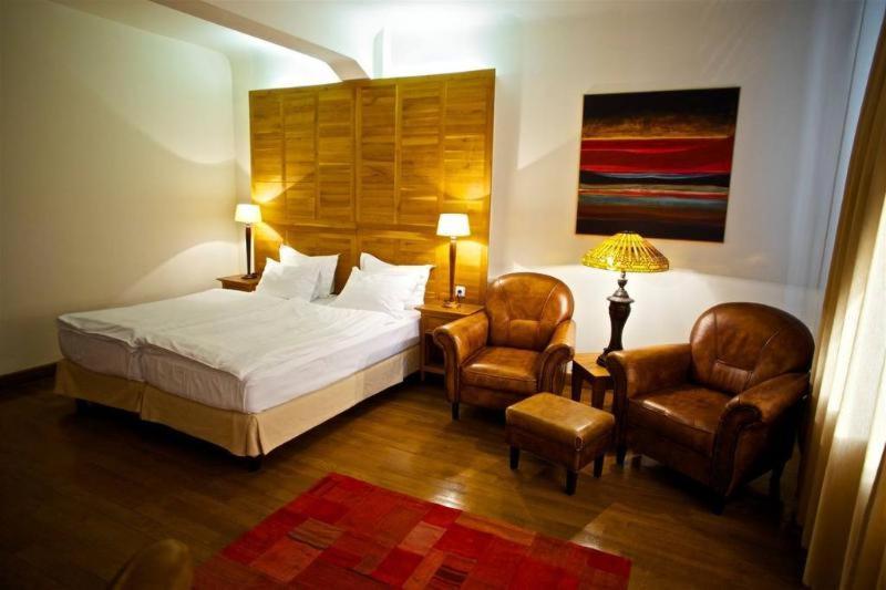 Rembrandt Old Town Hotel Bucharest Bilik gambar